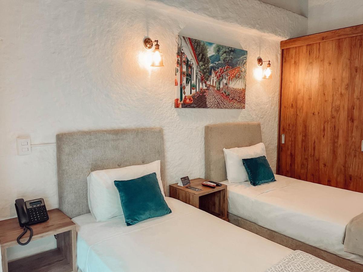 Hotel Boutique Casa Del Hidalgo กาลี ภายนอก รูปภาพ