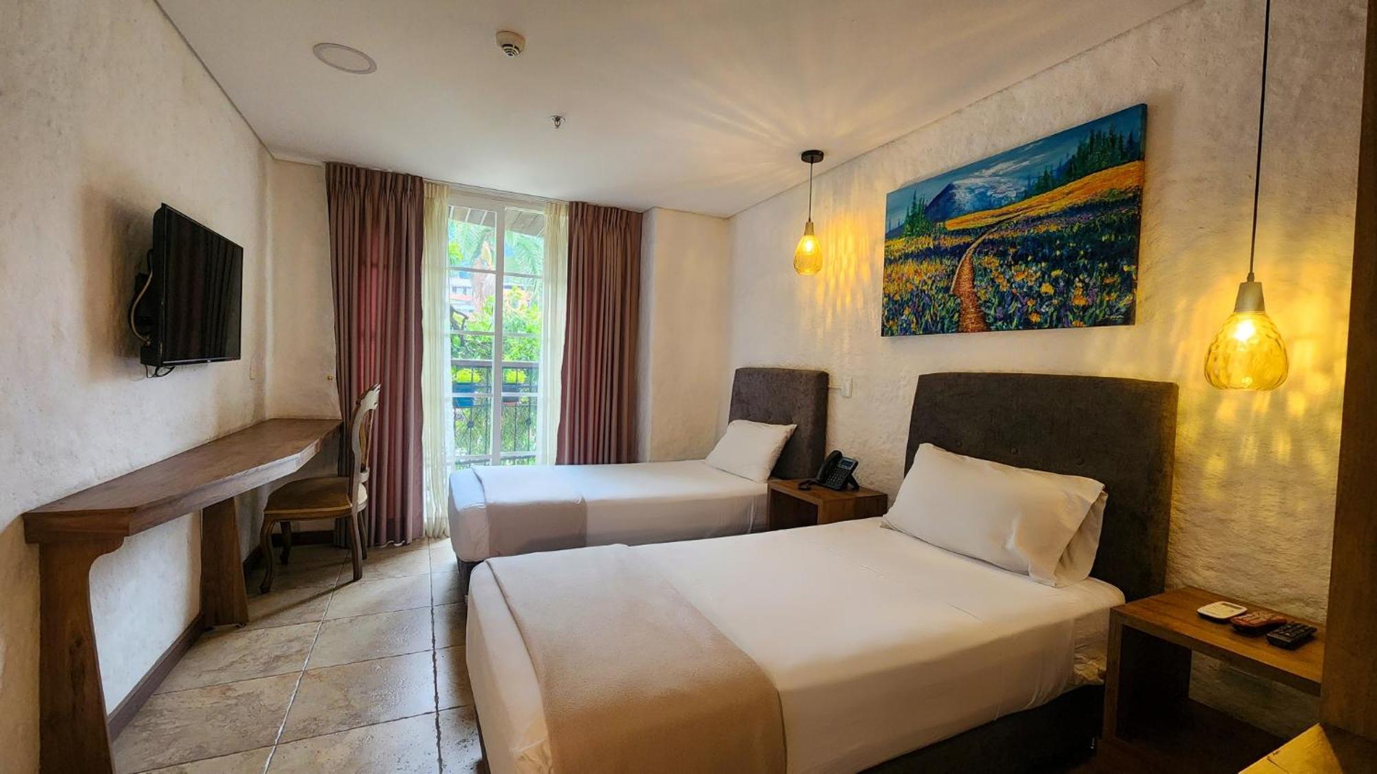 Hotel Boutique Casa Del Hidalgo กาลี ภายนอก รูปภาพ